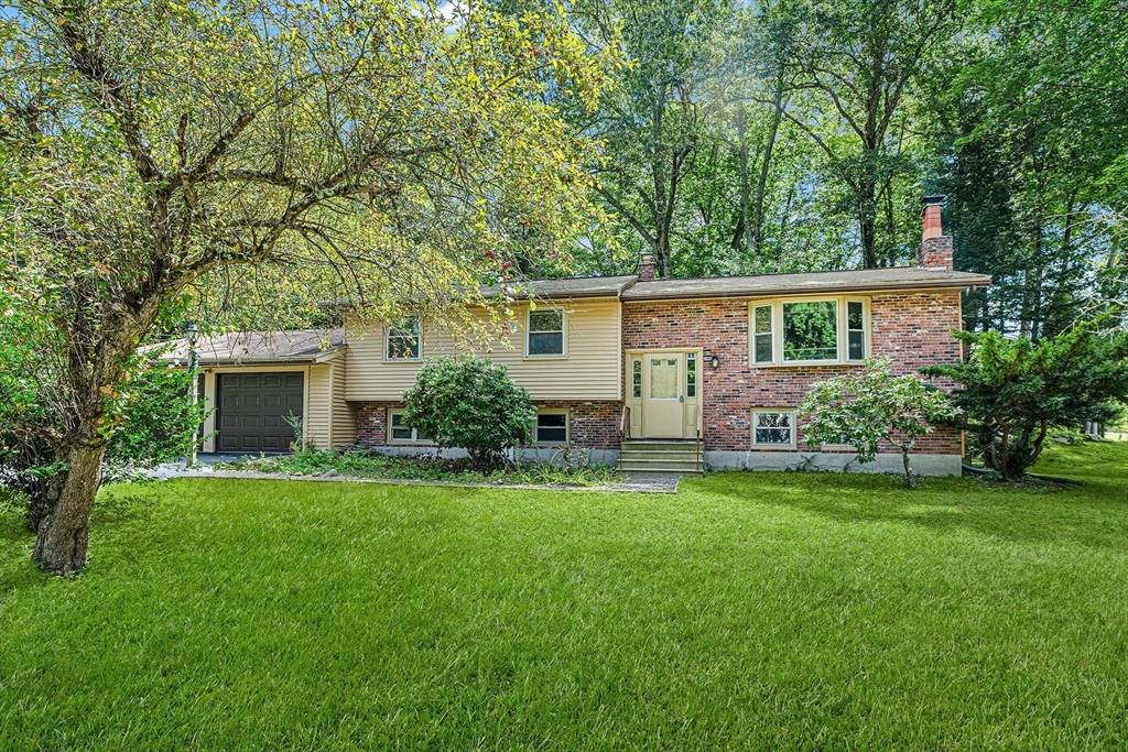 Chelmsford, MA 01824,6 Sierra Dr