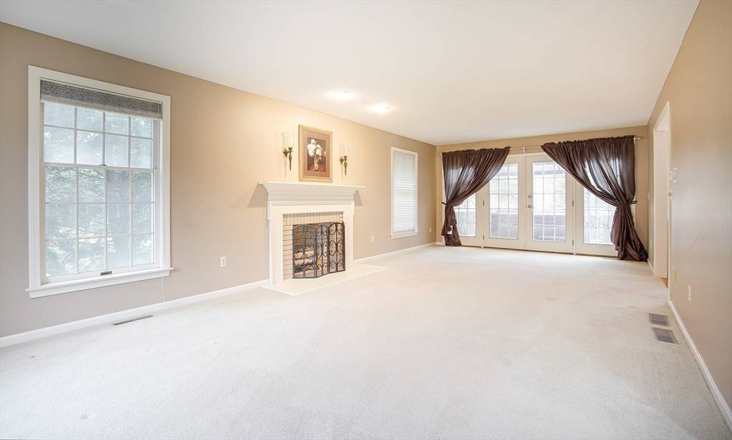 Wilbraham, MA 01095,14 Horseshoe Ln #14