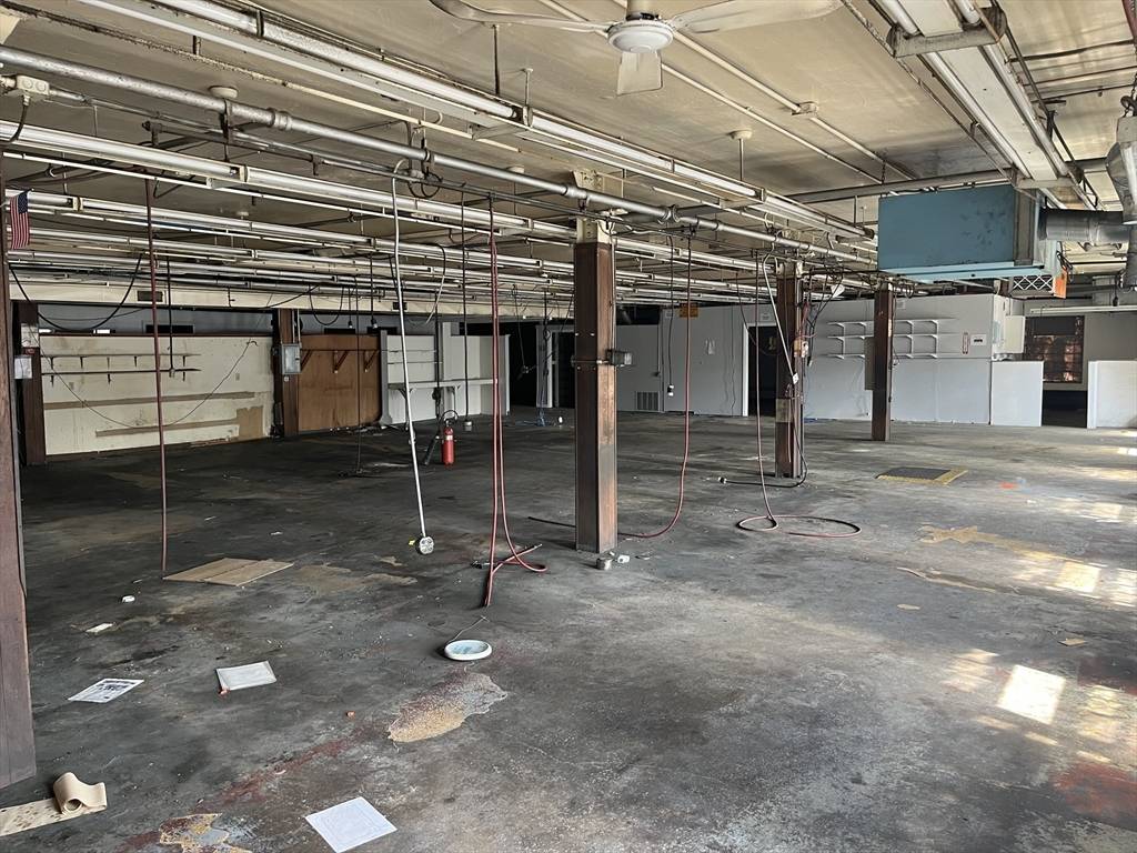 Lynn, MA 01901,23 Farrar