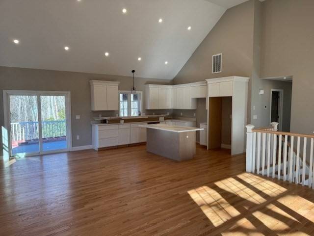 Whitman, MA 02382,684 South Ave