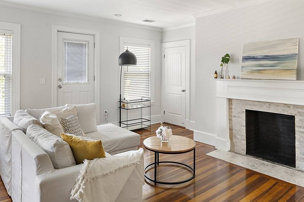 Newton, MA 02461,1281 Walnut St #2