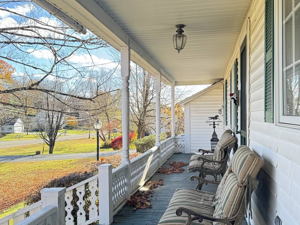 Greenfield, MA 01301,696 Bernardston Road