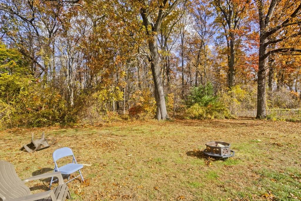 Agawam, MA 01001,267 Rowley St