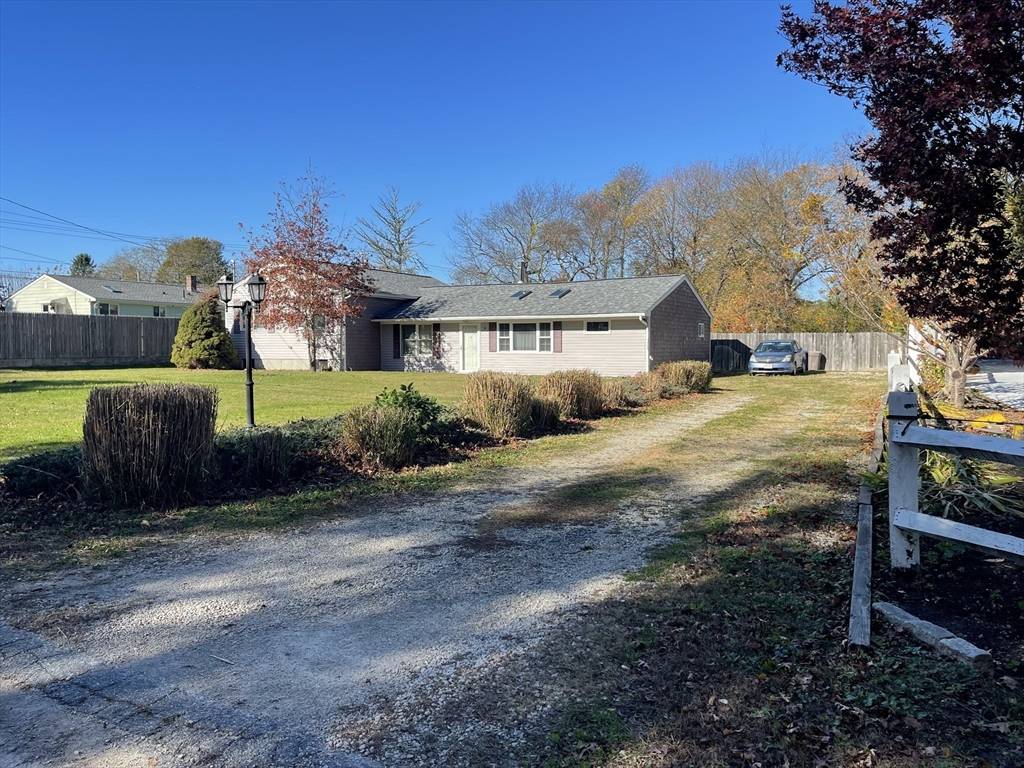 Tiverton, RI 02878,14 Glendale Ave