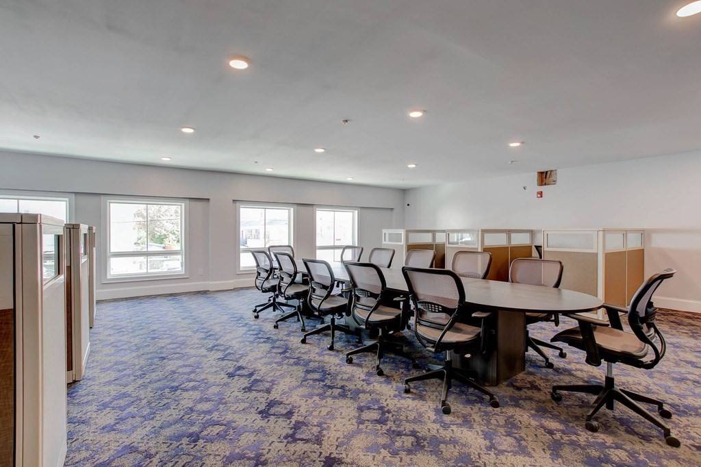 Medford, MA 02155,87 Medford #201