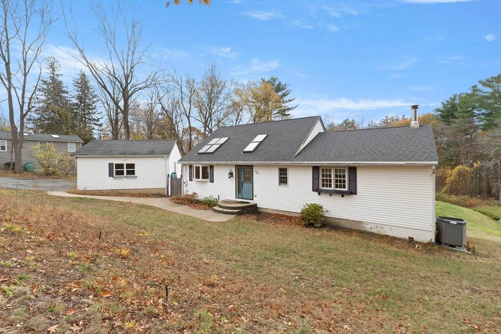 Groveland, MA 01834,89 King St