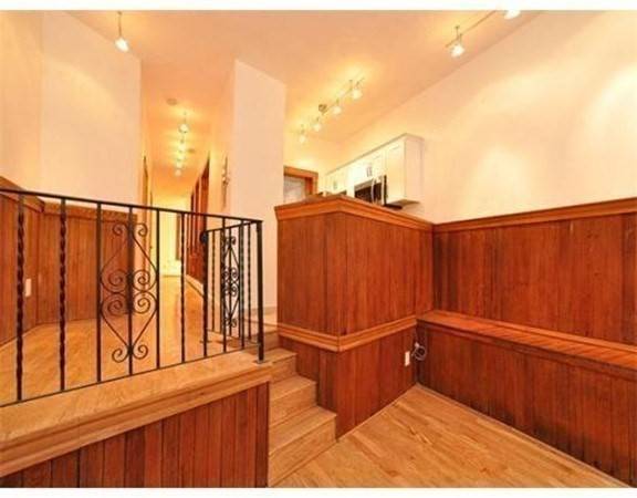 Boston, MA 02113,33 Charter Street #1