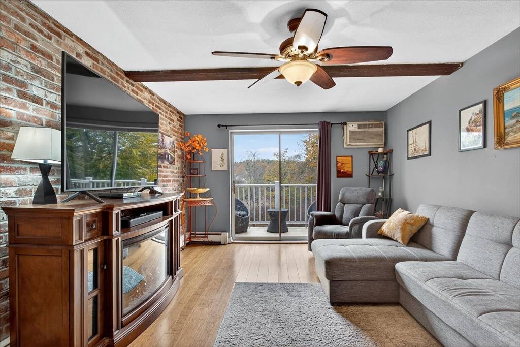 Wakefield, MA 01880,38 Bennett Street #3D