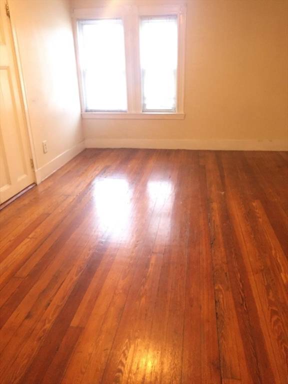 Waltham, MA 02453,139 South #3