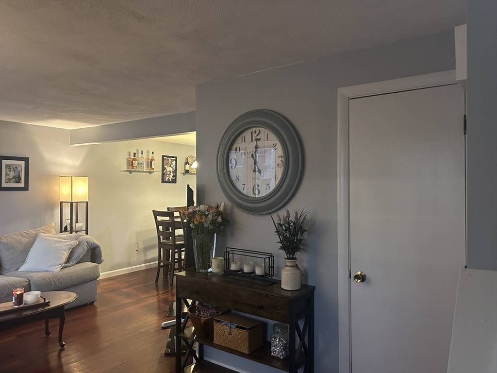 Watertown, MA 02472,3 Russell St #0