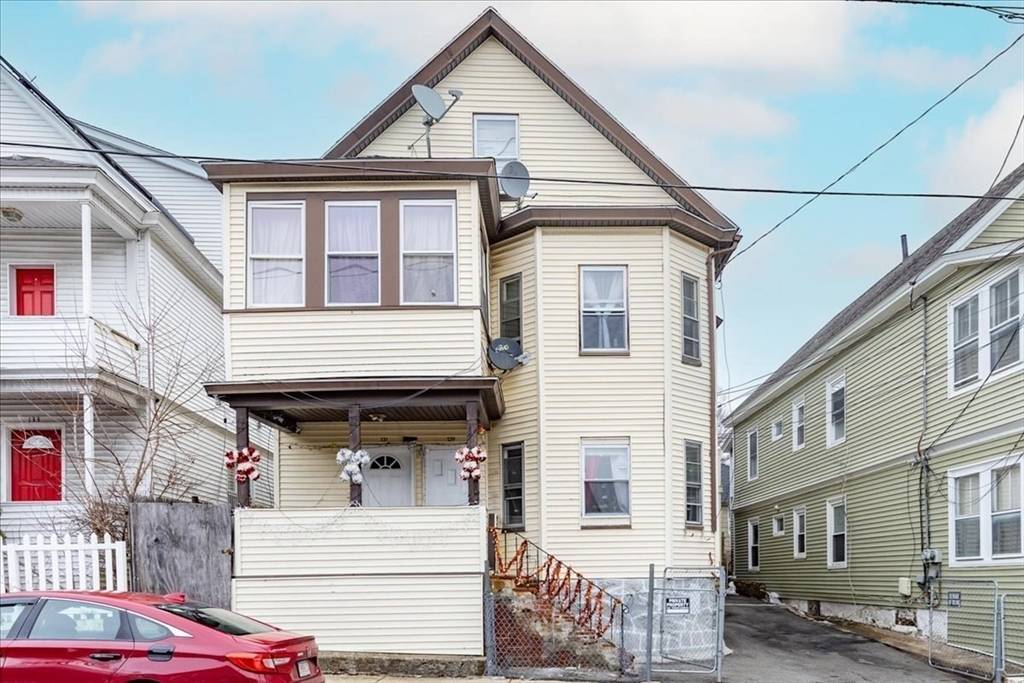 Lawrence, MA 01841,129-131 Lexington Street