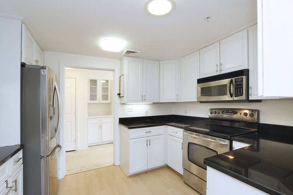 Orleans, MA 02653,18 West Road #307