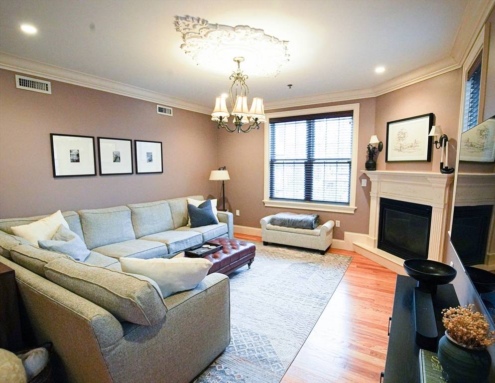 Boston, MA 02120,95 Dix Street #2