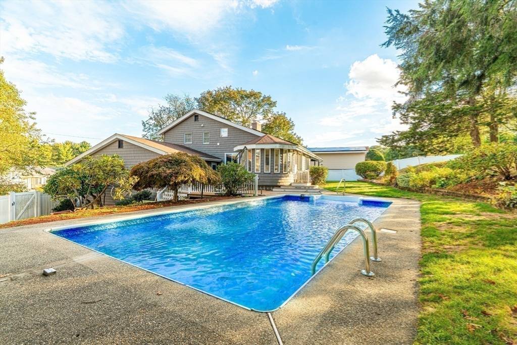 Waltham, MA 02452,70 Rosewood Drive