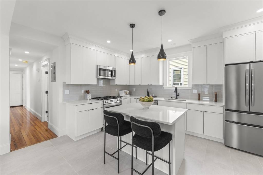 Boston, MA 02122,334 Centre St #2A