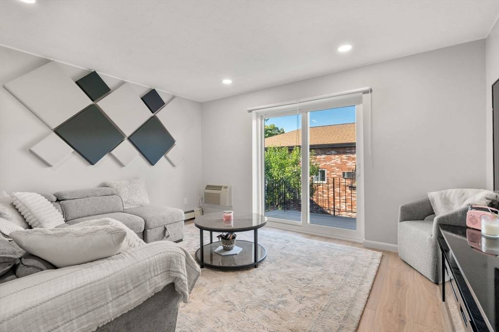 Boston, MA 02467,23 Westgate Rd #6