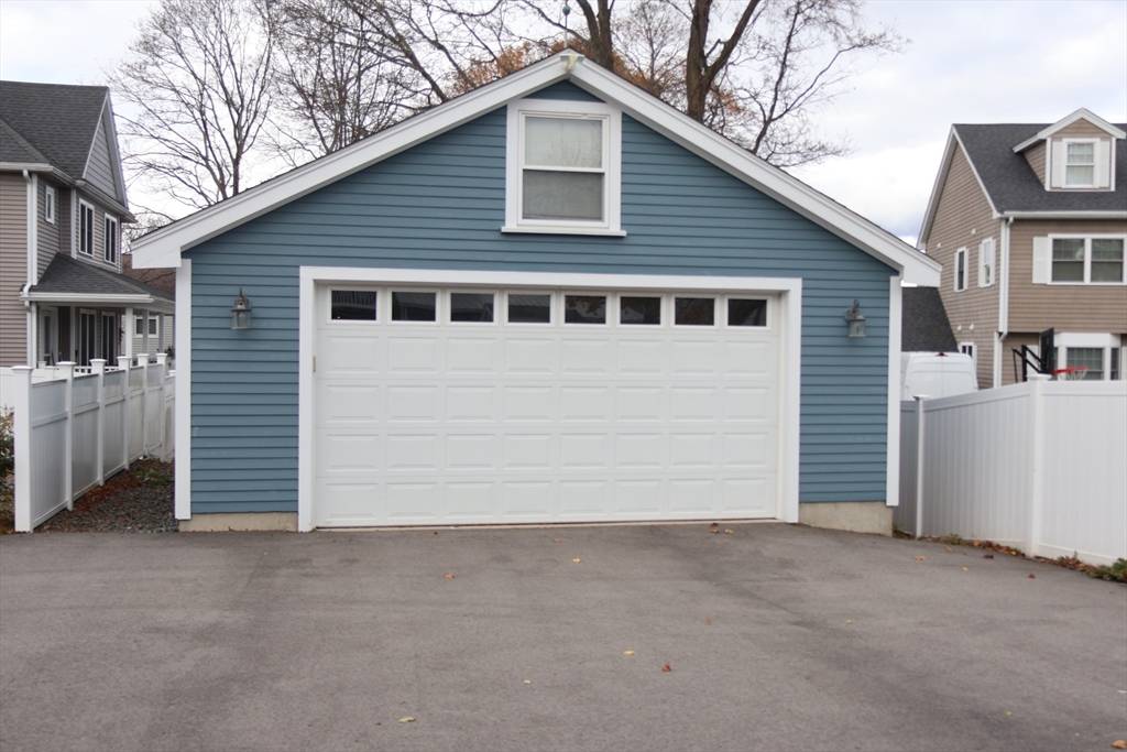 Swampscott, MA 01907,10-12 Fairview Ave