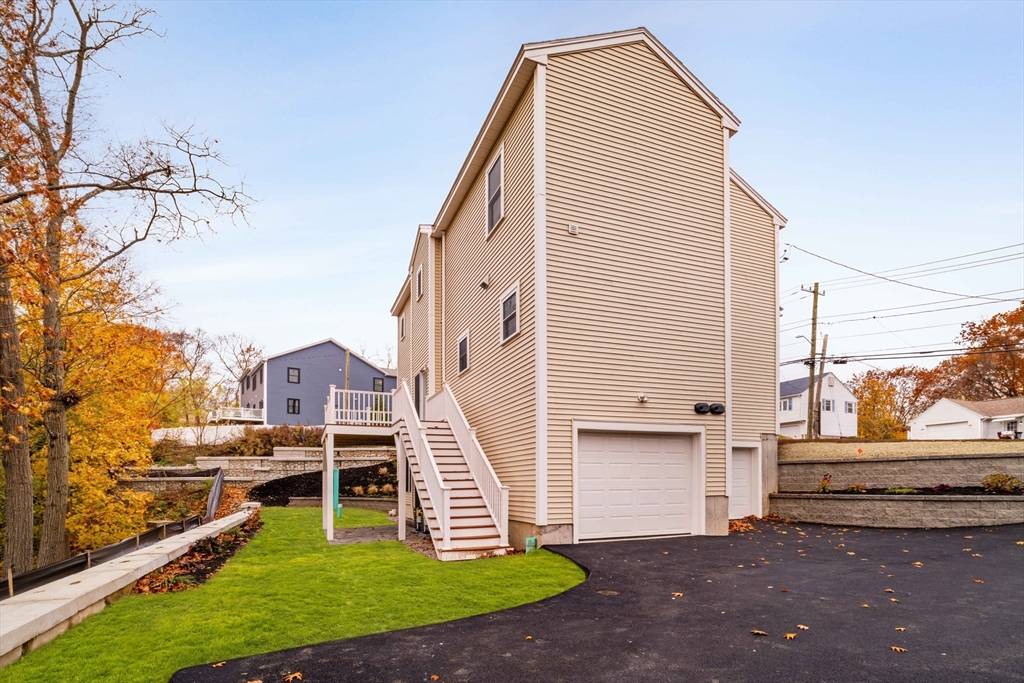 Dedham, MA 02026,391 Sprague St