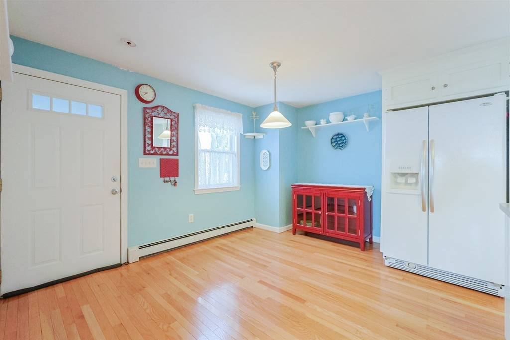 Milford, MA 01757,20-22 Chapin Street