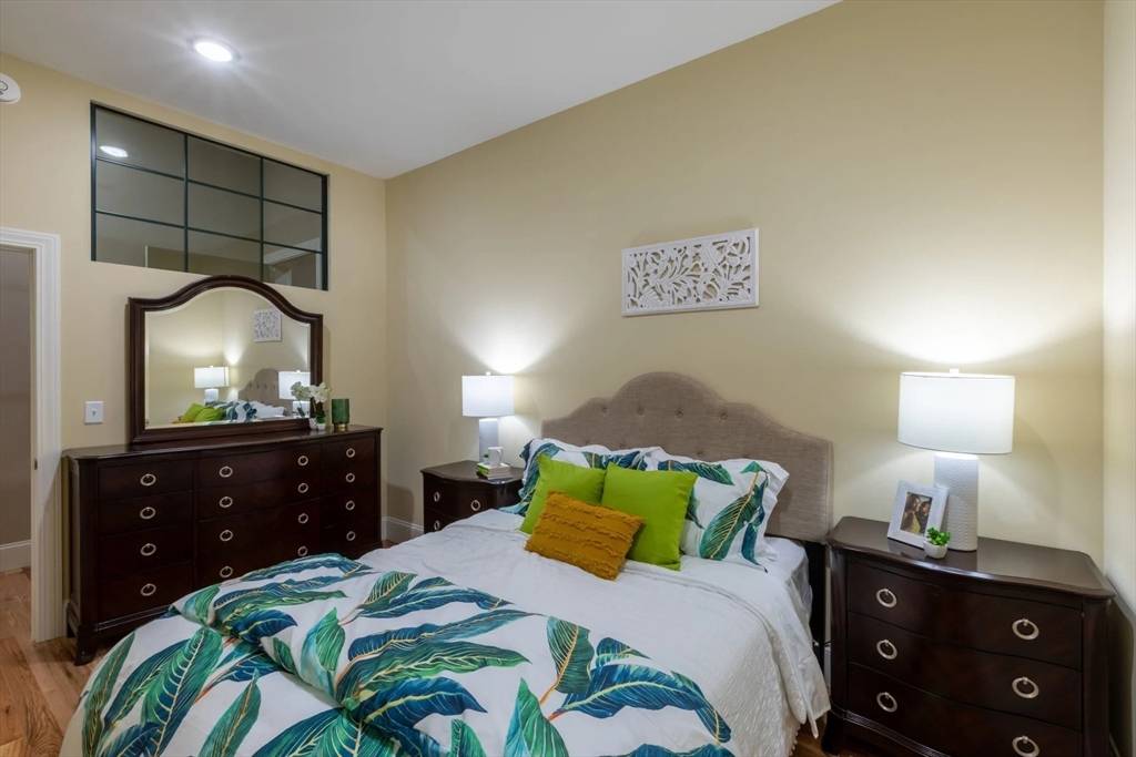 Lawrence, MA 01840,300 Canal Street #1-213