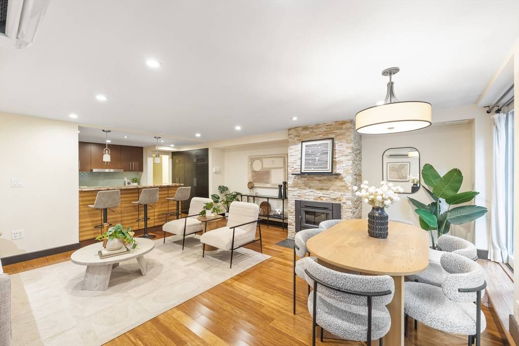 Boston, MA 02116,53 Clarendon St #1