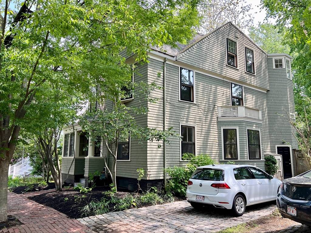 Cambridge, MA 02139,28 Ellsworth Ave