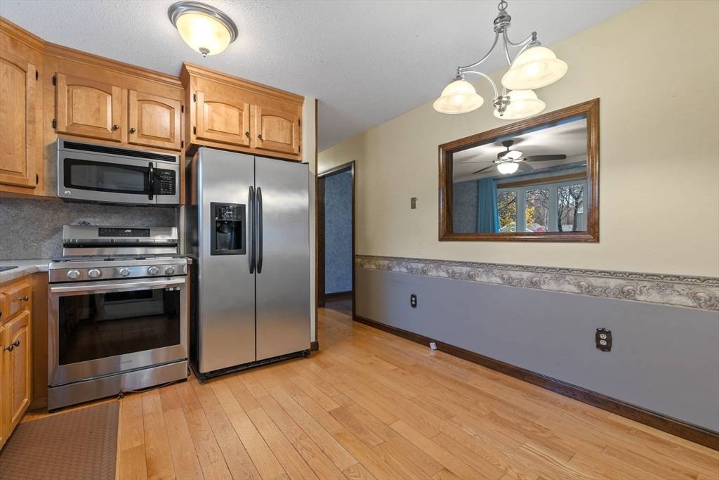 Agawam, MA 01001,47 Butternut Dr