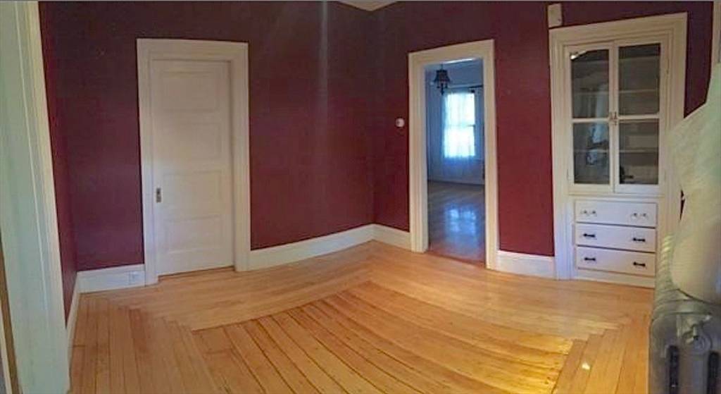 Medford, MA 02155,67 Greenleaf Ave #1