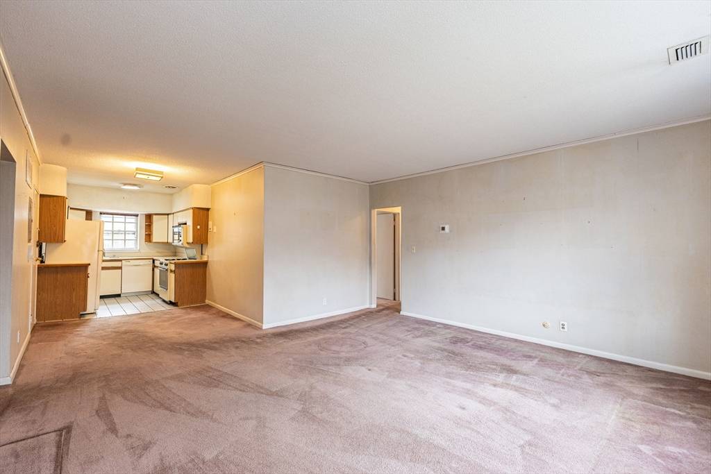 Boston, MA 02135,108 Lake Shore Rd #4