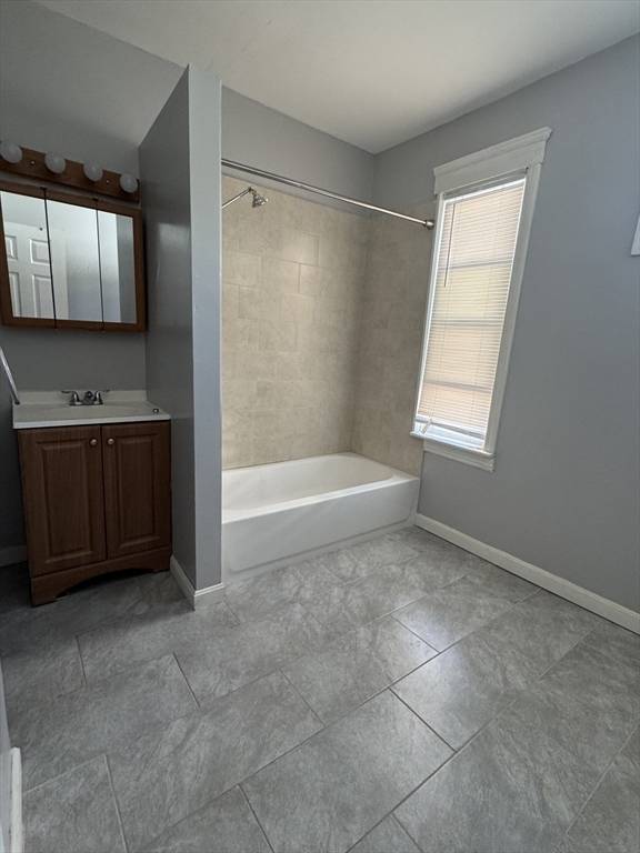 Worcester, MA 01604,165 Ingleside Ave #3