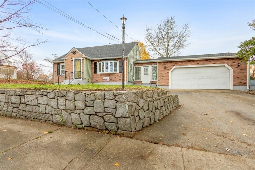 Blackstone, MA 01504,25 Lakeview St