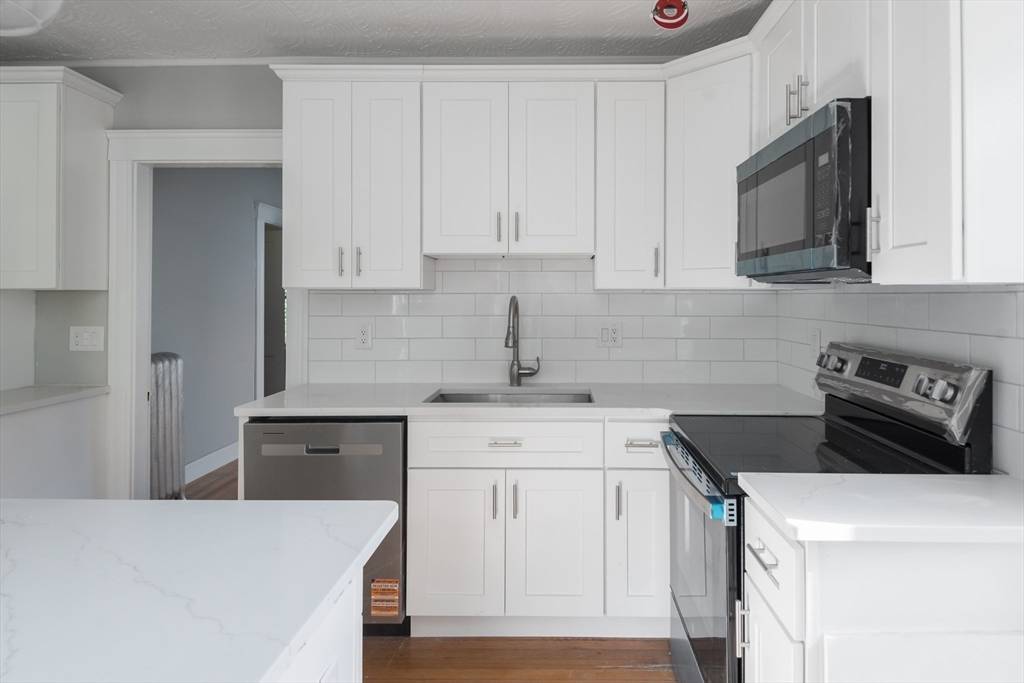 Milton, MA 02186,112 Brush Hill Rd