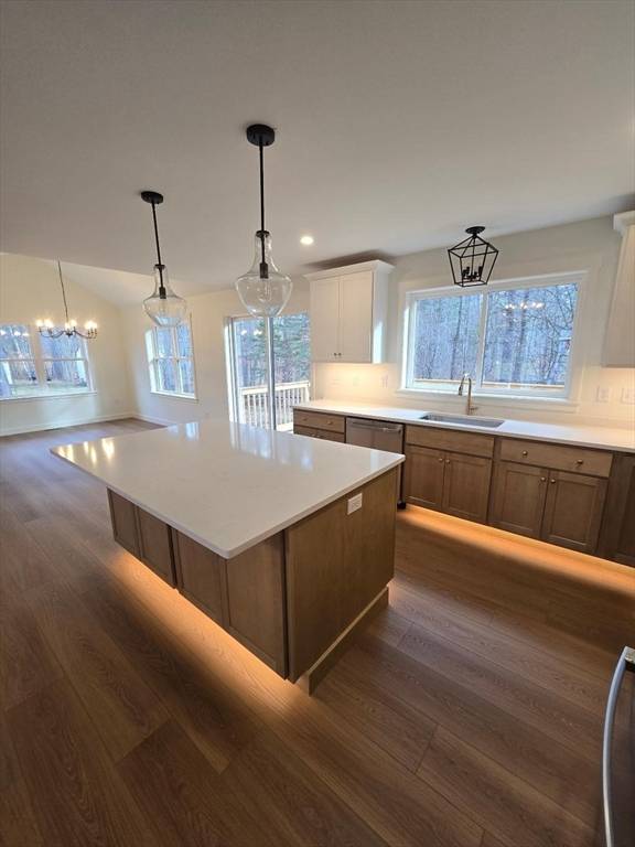 Winchendon, MA 01475,71 Woodlawn Street