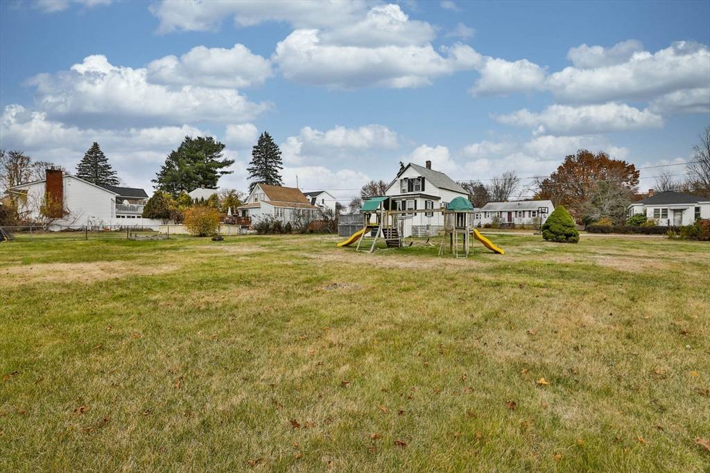 Methuen, MA 01844,61 Thornton Avenue