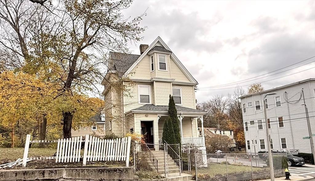 Boston, MA 02125,130 Howard