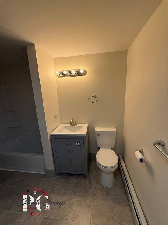 Taunton, MA 02780,18 Railroad Ave. #2