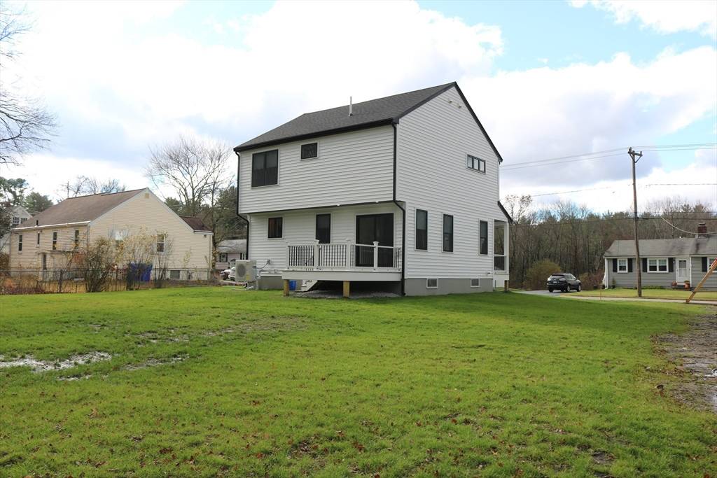 Rockland, MA 02370,189 Greenwood St