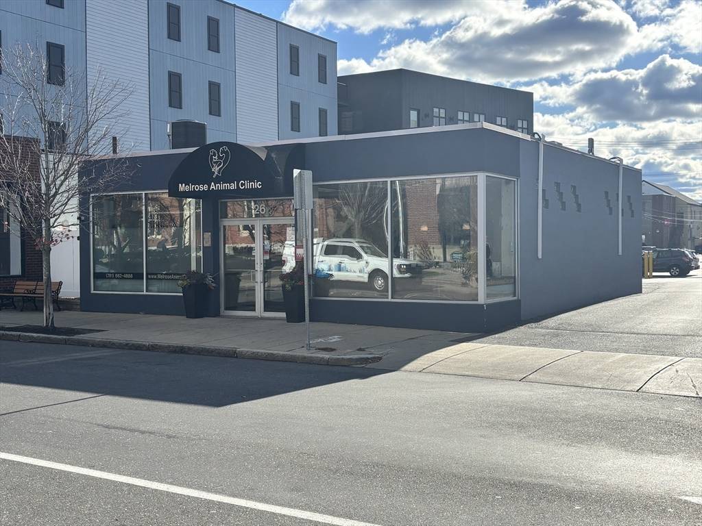 Melrose, MA 02176,26 Essex St
