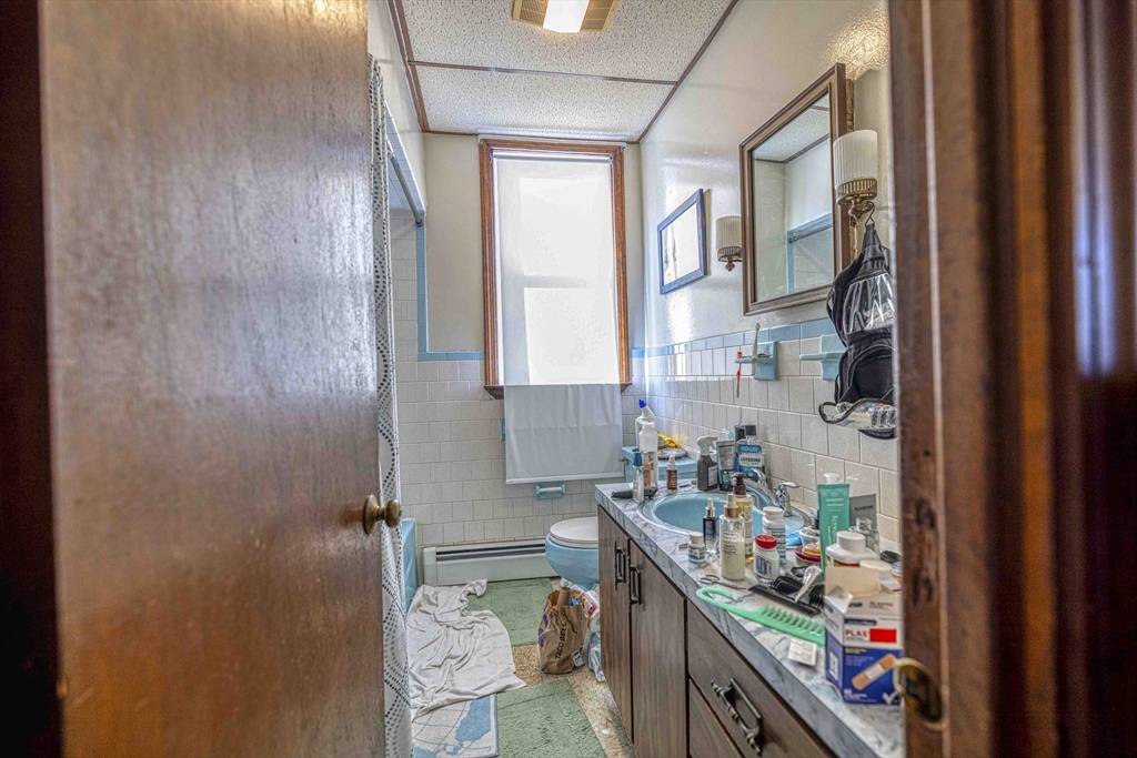 Fall River, MA 02721,192-196 Snell St