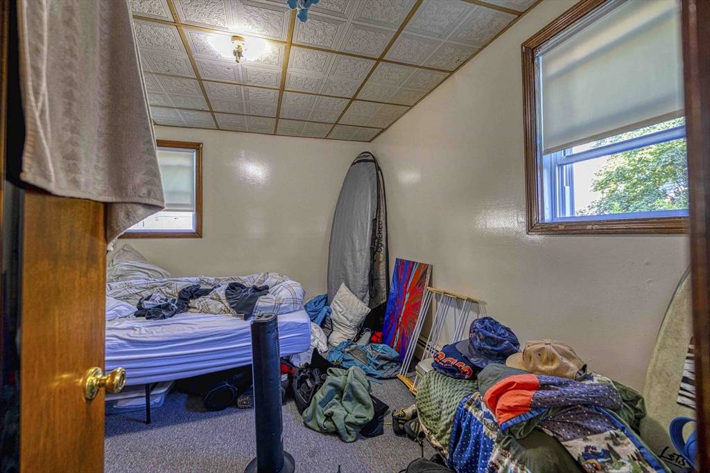 Fall River, MA 02721,192-196 Snell St