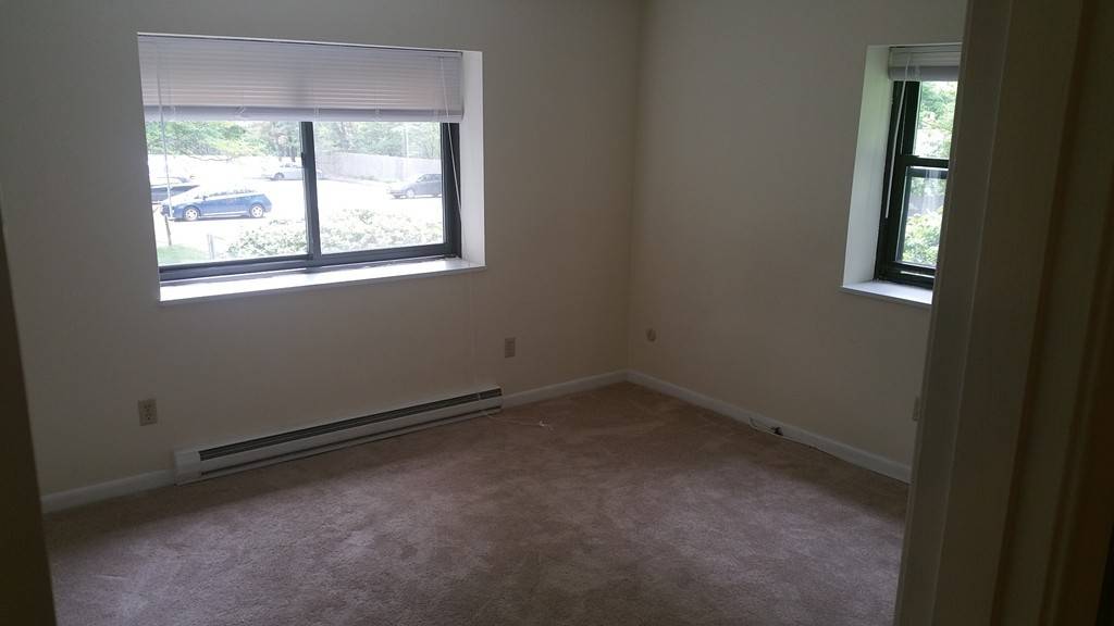 Framingham, MA 01701,1325 Worcester Street (Rt. 9) #A4