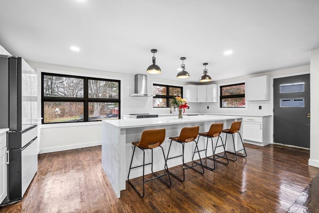 Rehoboth, MA 02769,195 Barney Ave