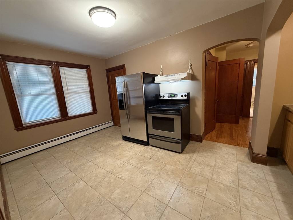 Peabody, MA 01960,60 Margin St #1L