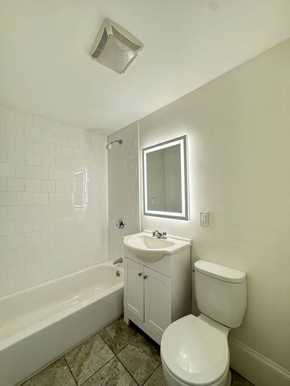 Boston, MA 02215,1082 Commonwealth Ave #103