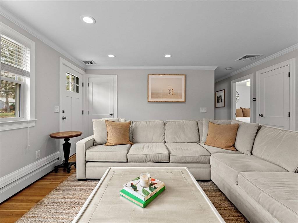 Ashland, MA 01721,29 Prospect St