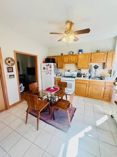 Boston, MA 02113,206 Hanover Street #7