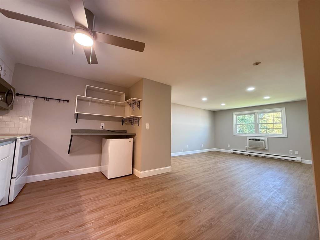 Chelmsford, MA 01863,96 Richardson Rd #A22