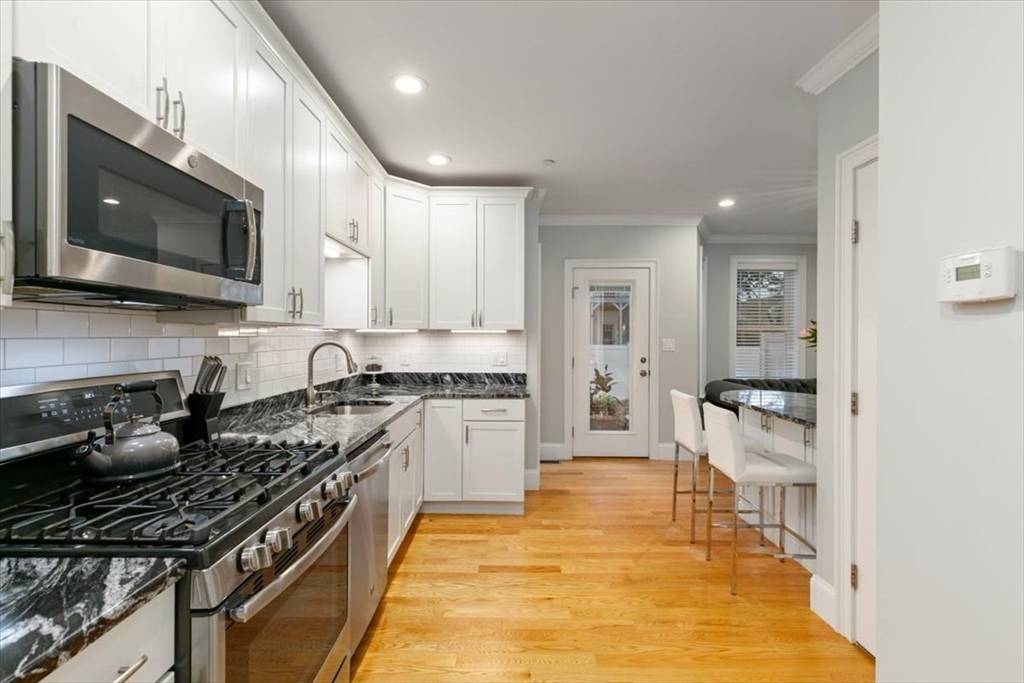 Danvers, MA 01923,25 Cherry #3