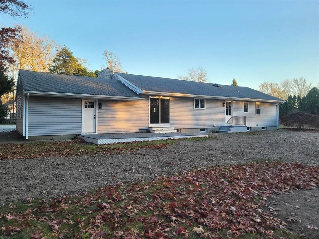 Westport, MA 02790,837 Main Road