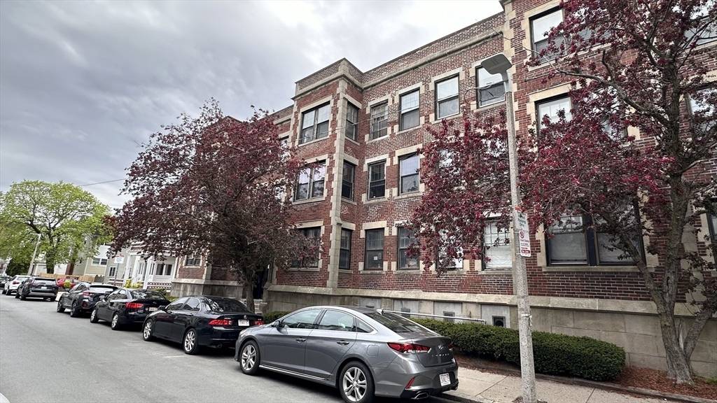 Boston, MA 02134,40 Chester St #1